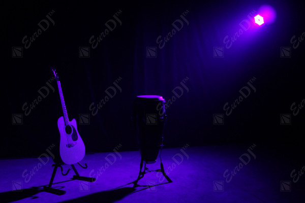 Светодиодный ультрафиолетовый прожектор EURO DJ LED PAR 56-3W/UV