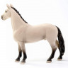 Фигурка Schleich Ганноверский мерин, буланый