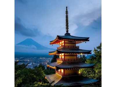 Картина мозаикой 30х30 ЯПОНСКАЯ ПАГОДА (квадр. эл-ты) (33 цвета)