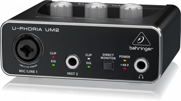 Аудиоинтерфейс Behringer UM2