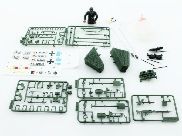 Комплект аксессуаров для танка Leopard 2A6 (полный комплект), неокрашен.