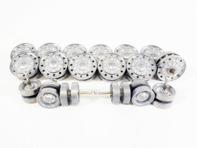 Опорные 12шт и поддерживающие 6шт  катки (металл ) для танка КВ-1 и КВ-2