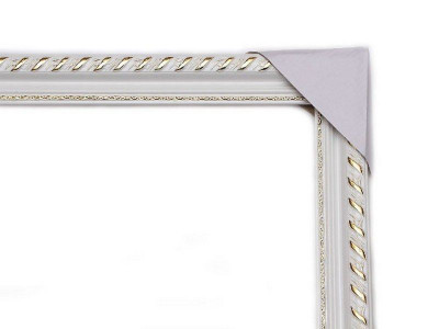 ДЕРЕВЯННАЯ  РАМКА ДЛЯ КАРТИН 40х50 (белая с золотом)